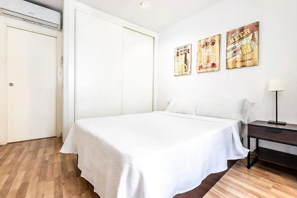 Minimalistic Apartment In The Heart Of Malaga By Rems